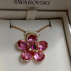 Swarovski Idyllia Flower Necklace